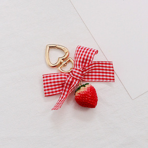 Koreanische Sommer-Frucht-Accessoires: Wassermelone, Erdbeere, Ananas, Quasten-Schlüsselanhänger, Taschenanhänger und Schlüsselketten - Product Image 3