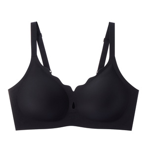 Soutien-gorge sans armatures grande taille respirant en Spandex/Nylon à bretelles réglables, bonnets larges en maille unie, sans couture avec gel adhésif pour femme - Product Image 5