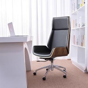 Chaise de bureau exécutif haut de gamme en cuir chaise de conférence pivotante confortable pour un usage domestique chaise de jeu d'<span class=keywords><strong>ordinateur</strong></span> longue assise haute - Product Image 4