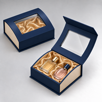 Boîte à parfum de luxe sur mesure en forme de livre avec fenêtre transparente, matériaux recyclés, insert doublé d'éponge pour l'affichage haut de gamme en vente au détail