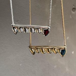 Collar de colmillos de demonio, cadena de clavícula incisiva, colgante de Zirconia con gota de agua, acero inoxidable, chapado en oro genuino