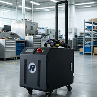 Machine de nettoyage au laser à fibre pulsée Razortek CNC 200W 300W 500W pour le décapage de la rouille, de la peinture sur murs, acier, métal, bois et pierre