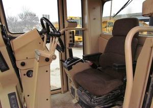 Used Grader Cat 140H Caterpillar Cat140H Grader Smooth And Strong MOTOR GRADER CAT 140H For Sale In China - Product Image 4