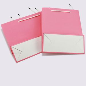 Bolsa de Cartón Blanca con Asas y Logotipo Personalizado al por Mayor, Empaque Ecológico de Lujo para Tiendas de Ropa, Compras al por Menor y al por Mayor - Product Image 3