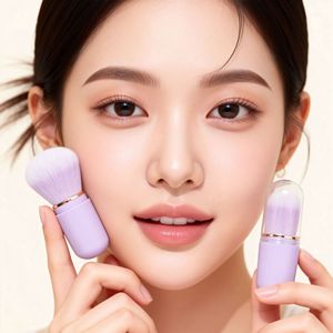 Pinceau mini capsule rétractable Suji Lian 7,7 cm en poils synthétiques pour poudre libre et blush, idéal pour les voyages - Product Image 2