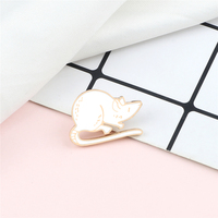 Broches en émail Rats noirs et blancs de dessin animé, mignonnes, en forme de souris, pour sacs, vêtements, revers, badges, bijoux de mode, cadeau pour ami