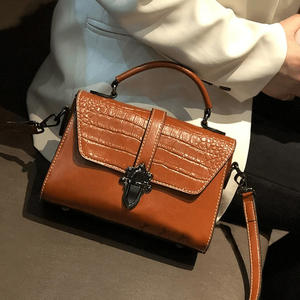 Sac à bandoulière pour femme en cuir motif crocodile haut de gamme, sac à main décontracté en cuir de vachette, sac cosmétique tendance pour filles - Product Image 3