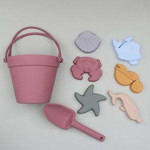 Ensemble de 8 jouets de plage en silicone <span class=keywords><strong>pour</strong></span> enfants, accessoires essentiels <span class=keywords><strong>pour</strong></span> bébé, ensemble de moules et seau de plage, jouet de bain <span class=keywords><strong>pour</strong></span> bébé - Product Image 2