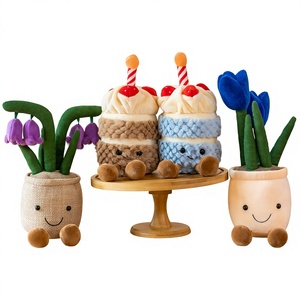 Jouet en peluche en forme de tulipe créative en pot, décoration d'anniversaire pour la maison - Product Image 1