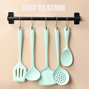 Accessoires <span class=keywords><strong>de</strong></span> cuisine en silicone, ensemble <span class=keywords><strong>de</strong></span> cinq ustensiles avec des propriétés résistantes à la chaleur et antiadhésives - Product Image 2