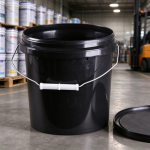 Plastic Pail <b>with</b> <b>Metal</b> Handle and <b>Lid</b> Round Plastic <b>Bucket</b> for Paint Coating Chemical Storage Packaging - Product Image 1