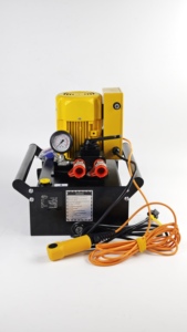 ปั๊มไฮดรอลิกไฟฟ้า ENERPAC รุ่น VHCP4022 ความจุ 40 ลิตร มอเตอร์ 2.2 กิโลวัตต์ อัตราการไหลสูงสุด 1.5 ลิตร/นาที ชุดจ่ายกำลังไฮดรอลิกสำหรับงานดึง - Product Image 3