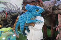Parc à thème vente chaude marionnette à main de dinosaure