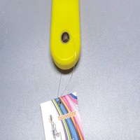 Machine d'étiquetage automatique pour vêtements, chaussettes, boucles de chaussettes, machine d'alimentation, booster, machines OEM à étiqueter