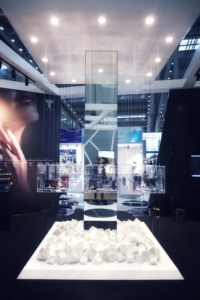 Diseño de Interiores para Joyerías, Vitrinas y Exhibidores de Joyería de Lujo Personalizados, Iluminación LED, Decoración de Tiendas Llave en Mano - Product Image 2