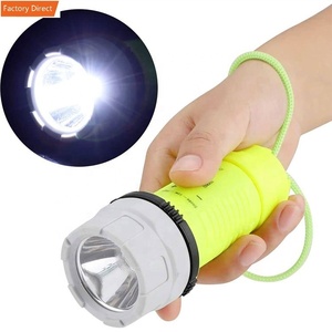 Bán buôn nhà máy IP68 không thấm nước mạnh mẽ 3AA pin lặn đèn pin dưới nước làm việc nhựa đèn Pin Dive <span class=keywords><strong>Torch</strong></span> ánh sáng - Product Image 1