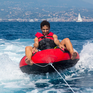 Customized Water <b>Towable</b> Tube Red Single Double Person Inflatable PVC <b>Towable</b> For Water Skiing And Boating - Product Image 1