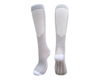 Chaussettes de compression de qualité sportive respirantes pour le soutien athlétique et la récupération, couleur personnalisée, tricotées montantes pour la saison hivernale