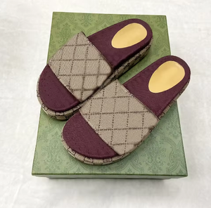 Ciabatte di Lusso Firmate da <span class=keywords><strong>Donna</strong></span>, <span class=keywords><strong>Sandali</strong></span> con Plateau Scavato, Ciabatte da <span class=keywords><strong>Spiaggia</strong></span> da <span class=keywords><strong>Donna</strong></span> - Product Image 4