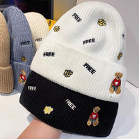 Bonnet bébé douillet en tricot double couche à 6 panneaux, avec oreilles d'ours mignonnes et large bord pour la protection du visage, idéal automne-hiver