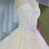 Robe de mariée blanche magnifique de haute qualité en promotion