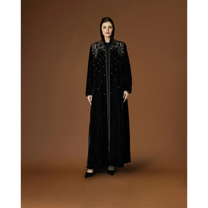 Abaya musulmane maxi à capuche ouverte en velours noir de luxe avec broderie florale LEDUO - Product Image 1