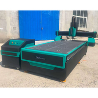 1325 CNC Router Machine avec changeur d'outils automatique pour la conception de meubles en bois Moteur durable comme composant de base