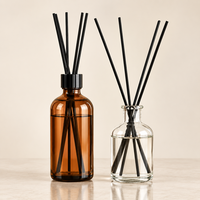 Diffuseurs de parfum en verre ambré de style INS de luxe avec bâtonnets en fibre noire, huile essentielle parfumée pour la décoration de la maison et des hôtels