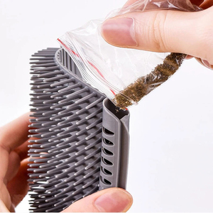 Cepillo de limpieza al por mayor, nuevo cepillo masajeador para esquinas de mascotas, suministros de peine para aseo. - Product Image 3