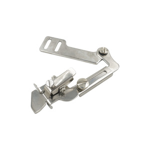 Medidor multifuncional antirrollos con protector de borde para máquina de coser de cama plana, ajustable para procesamiento de prendas con grosor variable - Product Image 3