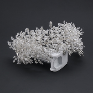<span class=keywords><strong>Applique</strong></span> florale 3D en fil de <span class=keywords><strong>laiton</strong></span> à coudre avec strass en <span class=keywords><strong>verre</strong></span> cristal, grande fleur, pierres de couture en strass pour robes et artisanat - Product Image 3