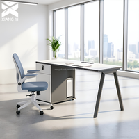 Bureau de direction ergonomique pour espace ouvert, conception personnalisée (taille et couleur) pour aménagement de bureau moderne, table de bureau