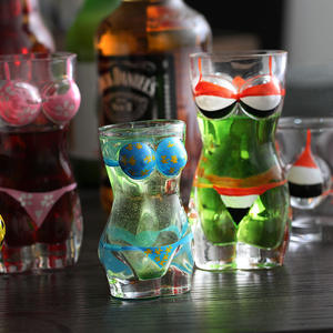 <span class=keywords><strong>Verre</strong></span> à shot humoristique avec motif bikini, mini-gobelet transparent pour le plaisir des fêtes, la décoration de bar et un cadeau original - Product Image 2