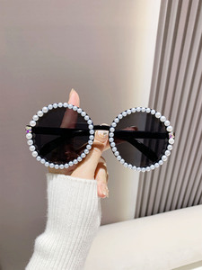 Las más nuevas sombras de moda Rhinestone de gran tamaño Diamante de lujo Mujeres Fabricante Logotipo personalizado Gafas de Sol de moda - Product Image 5