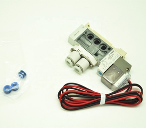 Electroválvula 129300 con Conector <span class=keywords><strong>SMC</strong></span> SY3160-5H-C4-Q en Casete para Cortadora Lectra - Product Image 2