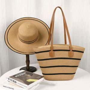 Ensemble Chapeau et Sac Faits Main de Haute Qualité en Gros – Personnalisable pour Vacances, Plage, Tendance Estivale – Sac et Chapeau de Paille pour Femme - Product Image 6