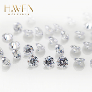 Moissanita Redonda de Color DEF Premium |   Alternativa de Diamante de 0.8-3.0 mm para Diseños de Halo Personalizados - Product Image 3