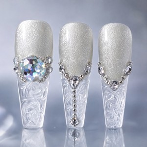 Uñas Postizas con Brillo Plateado y Diamantes de Imitación, Uñas Acrílicas Brillantes de Cobertura Completa para Fiestas y Bodas - Product Image 2