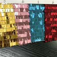 Offre Spéciale petite lame Sequin broderie tissu rectangulaire perle broderie tissu trou partiel maille fond métallique tricoté
