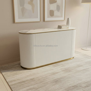 طاولة بوفيه عصرية بتصميم نورديك قابلة للتخصيص مع قاعدة من الفولاذ المقاوم للصدأ الذهبي وإطار خشبي أبيض وسطح من الحجر المتكلس - Product Image 1