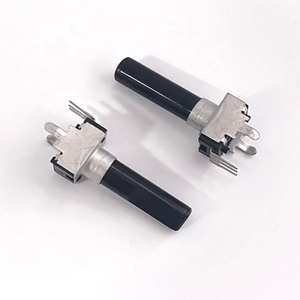 Potenciómetro Rotatorio Vertical de Película de Carbón DB-09K de 3 Pines y 9 mm B103k Fabricado en China para Audio de Automóvil - Product Image 1