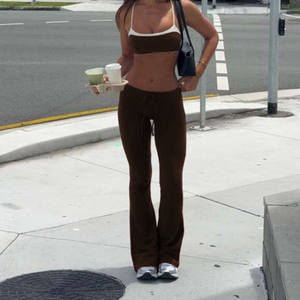 ชุดกีฬาเอวสูงผ้ายืดสีพื้นสำหรับผู้หญิง ชุดสองชิ้นสไตล์ลำลองแนวสตรีท ชุดโยคะฟิตเนส เสื้อสายเดี่ยวสีตัดกันแบบยาว - Product Image 2