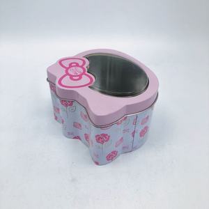 Venta al por mayor Reloj de posicionamiento para niños Embalaje Auriculares Bluetooth Regalo Hello Kitty Caja de hierro Hojalata Forma cuadrada - Product Image 2