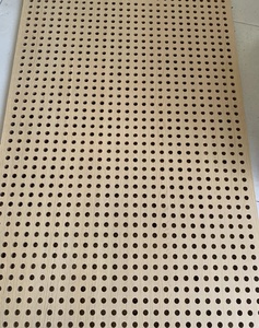 Mdf Hout Pegboard 4ft * 8ft Geperforeerde Muur Bord Hdf <span class=keywords><strong>Display</strong></span> Peg <span class=keywords><strong>Board</strong></span> Voor Supermarkt - Product Image 5
