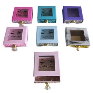 Boîte d'emballage exquise <span class=keywords><strong>pour</strong></span> nail art <span class=keywords><strong>en</strong></span> cristal carré, boîte de rangement <span class=keywords><strong>pour</strong></span> ongles portable, livrée avec logo <span class=keywords><strong>en</strong></span> carton, personnalisable - Product Image 1