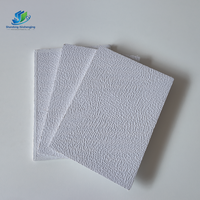 Plaques de plafond en PVC résistantes à l'humidité 600*1200mm 8mm 9mm pour la décoration de salle de bain et de cuisine, surface lavable, plaque de plâtre