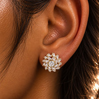 Boucles d'oreilles clous en laiton plaqué or 18 carats avec zircone cubique motif soleil et étoile, design baguette, bijoux de mode pour femmes, vente en gros, OEM personnalisé