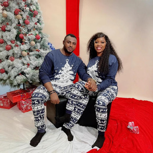 Conjunto de Pijamas Personalizados para a Família no Natal, Roupas de Dormir em Poliéster para Homens, Mulheres e Crianças, PJs de Natal, Dropshipping POD MOQ 1PC - Product Image 1