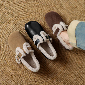 2025 à la mode bout rond boucle bottes d'hiver noir peau de vache supérieure polaire doublure confortable plat Birkenstocks en gros de Chine - Product Image 1