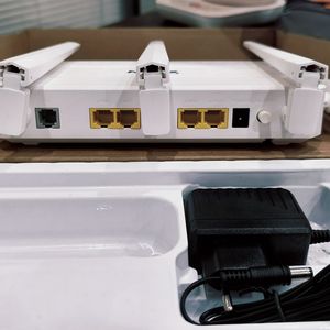 Zikun ZC-521X6D(5 เสาอากาศ) XPON ONU FTTH 4GE+2USB+AX3000 WiFi 6+1VOIP(ตัวเลือกเสริม) ดูอัลแบนด์ 2.4/5GHz อุปกรณ์ไฟเบอร์ออปติก - Product Image 5